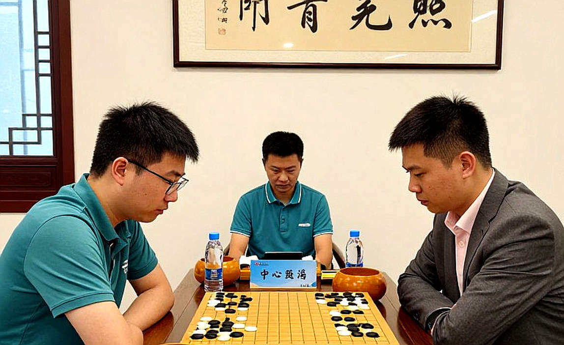 5.e5 – Niềm an ủi kỳ lạ của sự mê tín trên bàn cờ