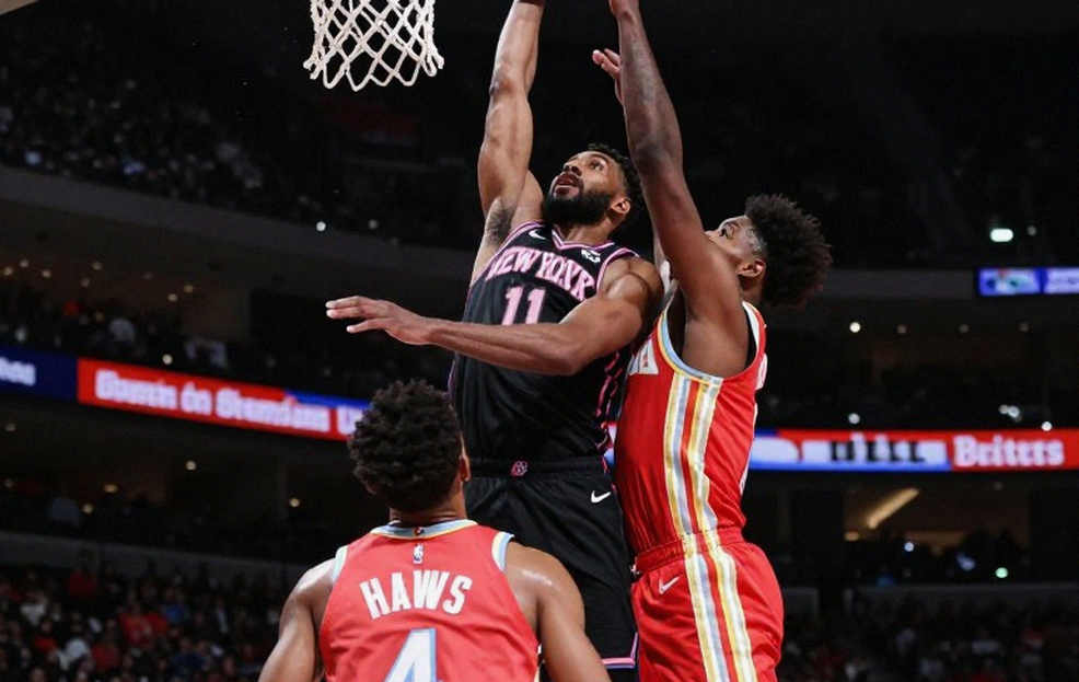 Amen Thompson: Bản hợp đồng 208 triệu USD và Sự thật về 'Vị trí Hậu vệ' giả tạo của Houston Rockets