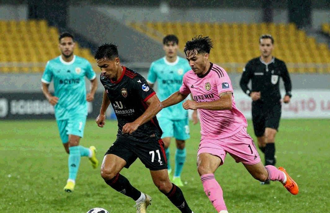CAHN – Kashima Antlers: Bảy bàn thắng là tiếng ồn, khoảng trống giữa tuyến mới là tín hiệu
