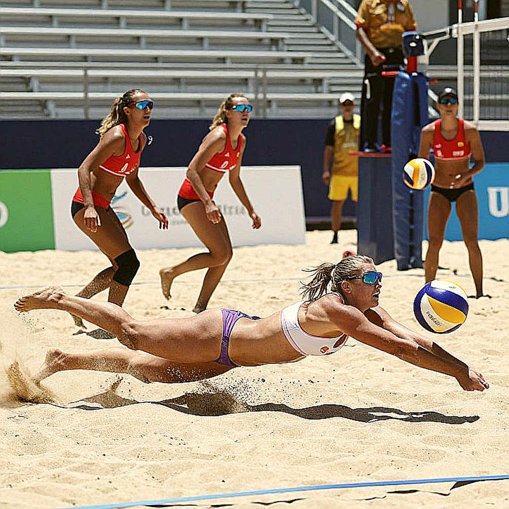 USA vô địch NORCECA lần thứ 11: 216 pha bóng, hòa 108-108 và một trận chung kết không có người thua xứng đáng USA vô địch NORCECA lần thứ 11: 216 pha bóng, hòa 108-108 và một trận chung kết không có người thua xứng đáng