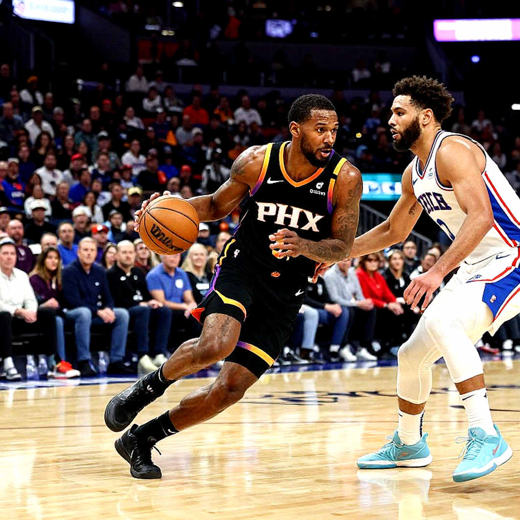 Rafael Castro và hợp đồng Exhibit 10 của Lakers: Thương vụ nhỏ, lỗ hổng dữ liệu lớn