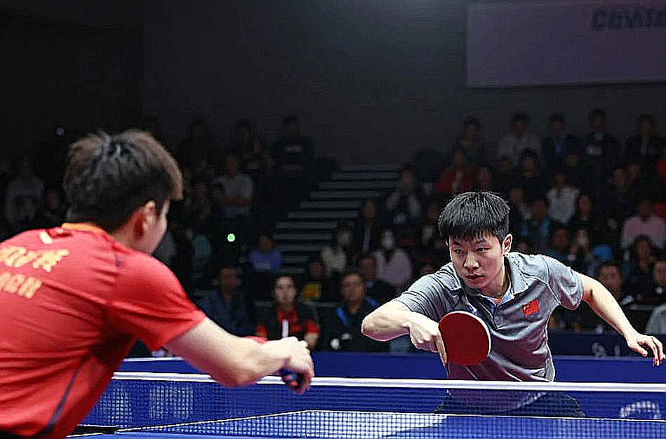 Moyland và Zhang thoát hiểm trước Ai Cập: câu chuyện của một cặp đôi chưa kịp lớn
