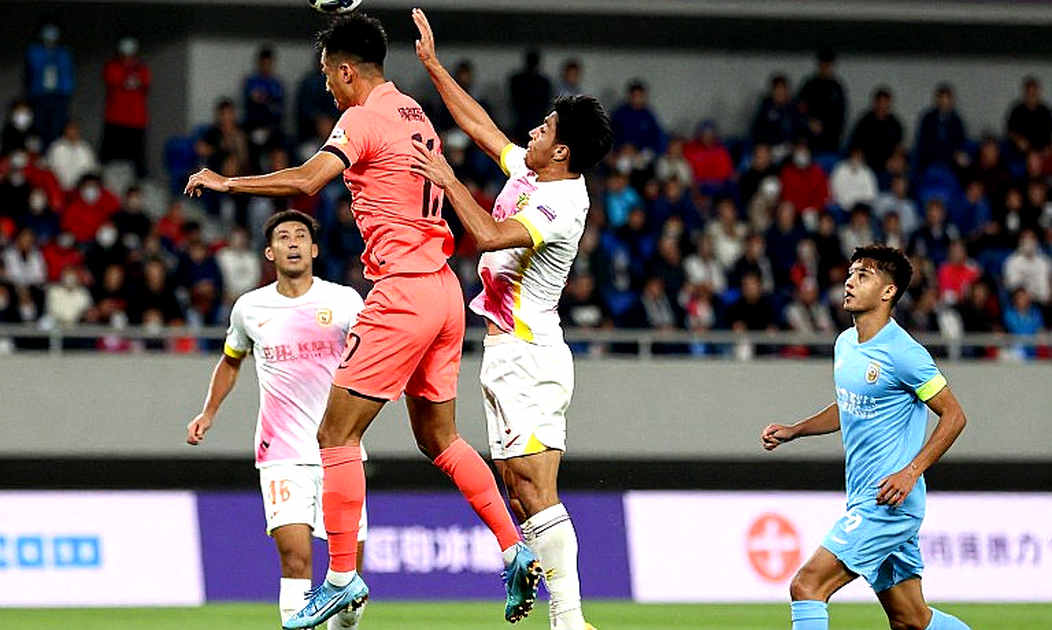Adou Minh và Williams Minh Hoàng: Mảnh ghép hay miếng vá cho tuyển Việt Nam? Adou Minh và Williams Minh Hoàng: Mảnh ghép hay miếng vá cho tuyển Việt Nam?
