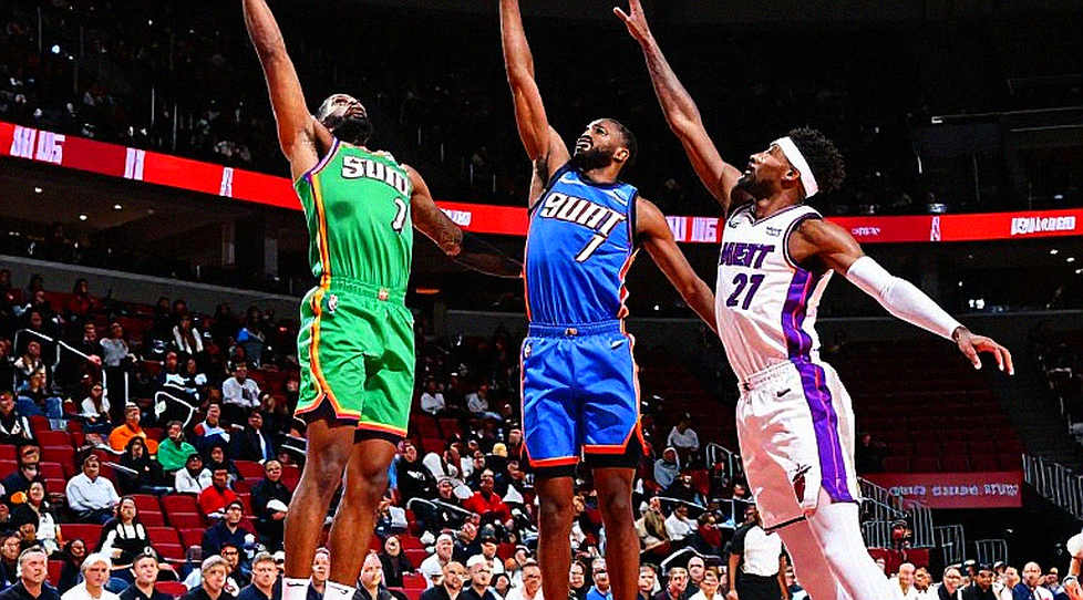 Bản Hợp Đồng Cuối Cùng: Khi Second Apron Buộc Ngôi Sao NBA Phải Thử Việc