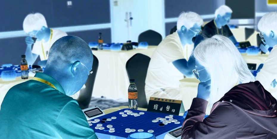 ChessBase Magazine #225: Khi tài liệu huấn luyện trở thành một ván cờ thương mại