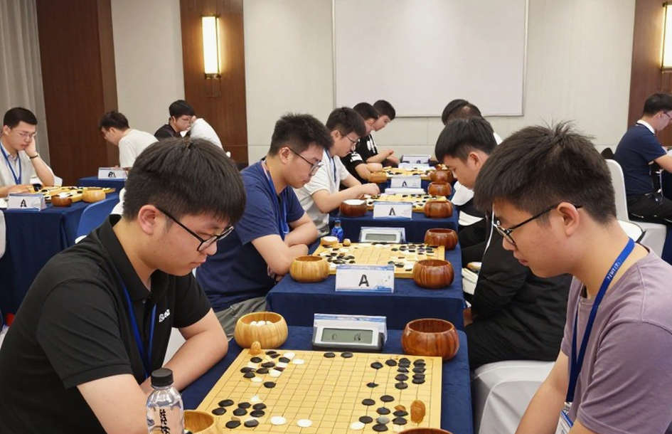 MVK và bài toán Bo5: Lối thoát hẹp cho đại diện LCP tại CKTG 2026 MVK và bài toán Bo5: Lối thoát hẹp cho đại diện LCP tại CKTG 2026