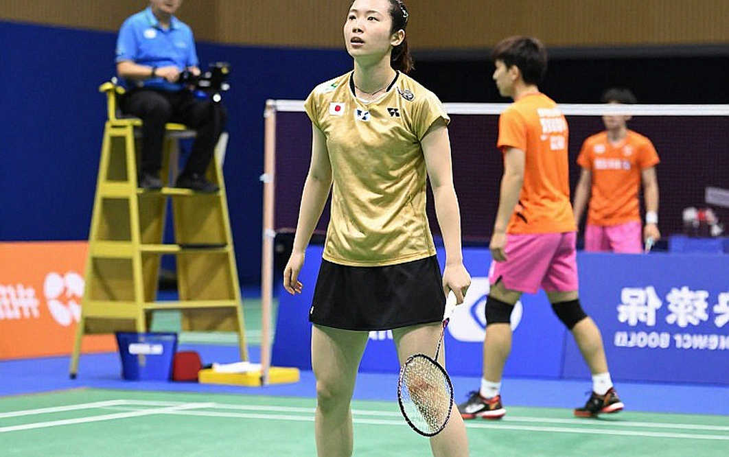 21-5, 21-11 trong 23 phút: tiên phong cô độc và khoảng trống không ai lấp